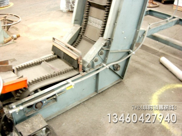 全有輕型90度大傾角皮帶輸送機(jī)安裝現(xiàn)場