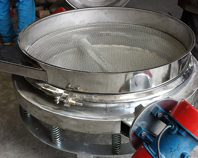 面粉振動篩選用直排、直線還是旋振篩