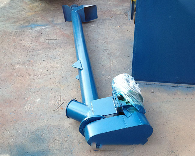 干石灰粉選擇螺旋輸送機(jī)是否合適？