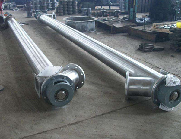 螺旋輸送機(jī)的螺旋軸與吊軸承、頭、尾軸聯(lián)接組裝