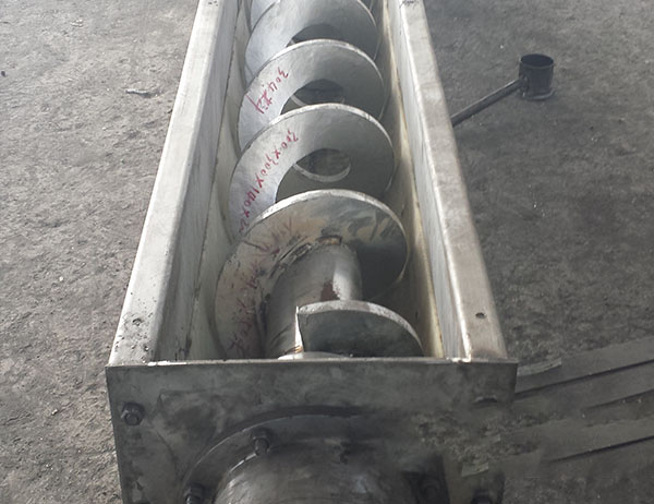 無軸螺旋輸送機根據(jù)物料特性計算運送量 無軸螺旋輸送機根據(jù)物料特性計算運送量