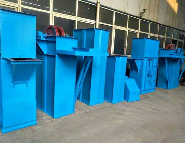 使用斗提機(jī)時師傅應(yīng)該具備的能力