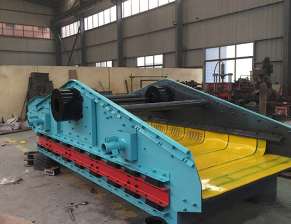 方形搖擺篩處理石油壓裂砂行業(yè)用，其他建議選擇弛張篩