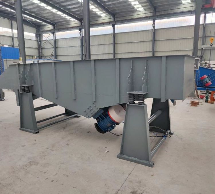 礦粉篩選用直線篩成本低效果號(hào)！