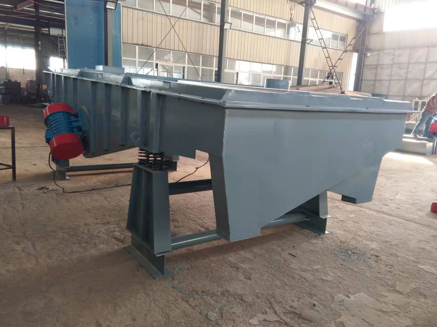 珍珠砂粗細(xì)分級(jí)篩選用直線振動(dòng)篩效果好嗎？