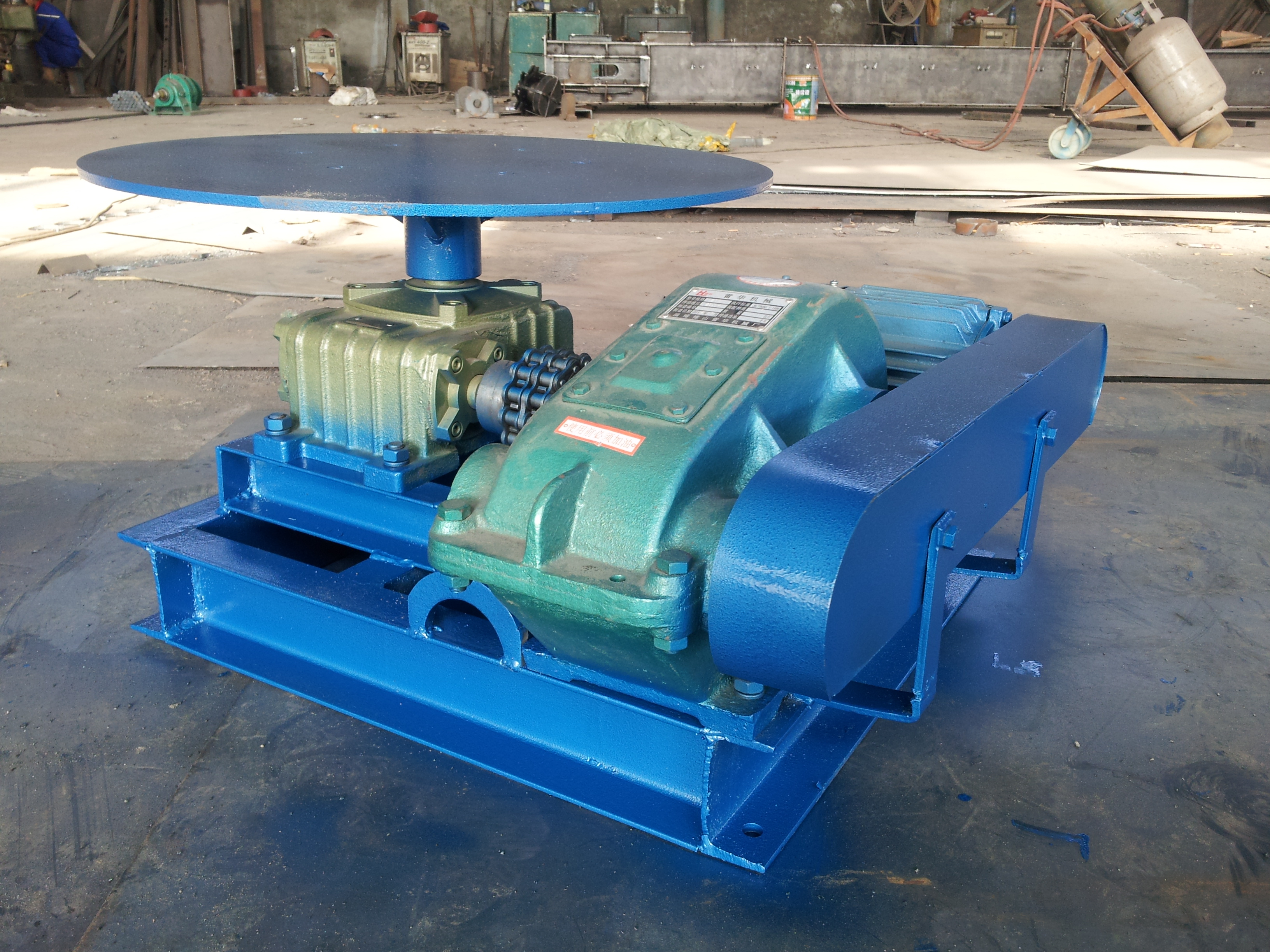 選礦圓形加料機(jī)、鐵粉可調(diào)速喂料機(jī)選擇圓盤給料機(jī)