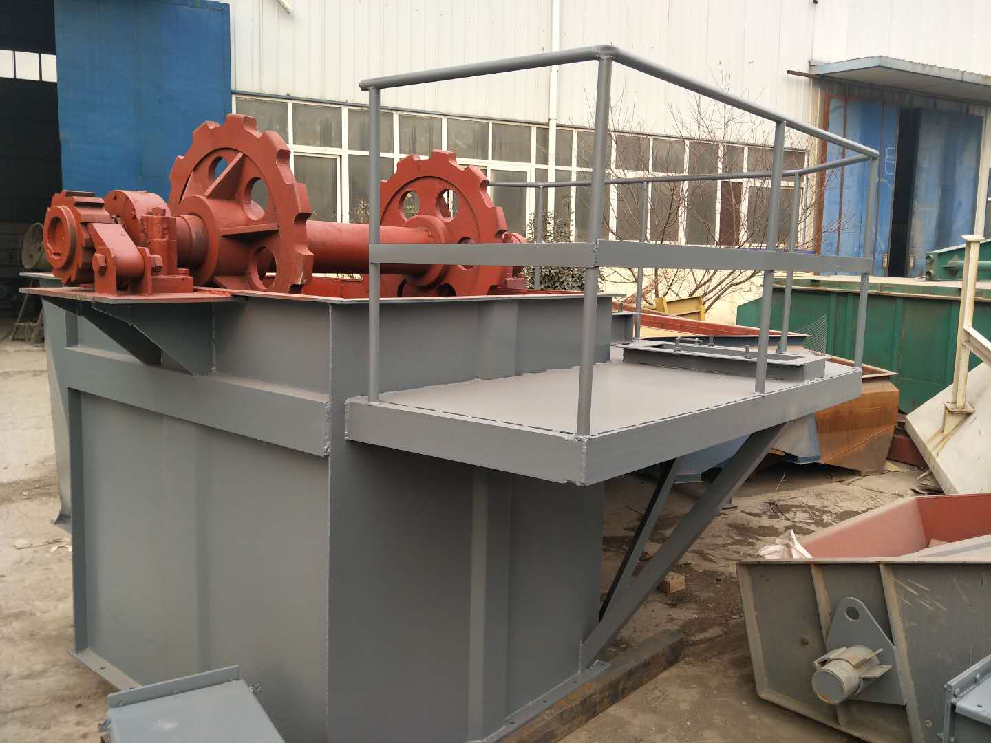 石英砂鏈條自動上料機(jī)選擇NE重型板鏈提升機(jī)效果好